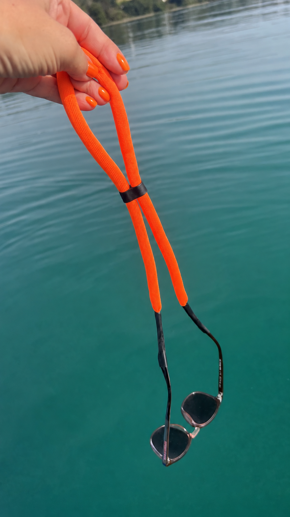 Boje10 Schwimmende Brillenhalterung
